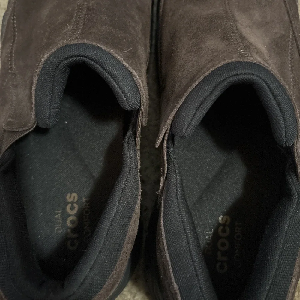 Crocs Men Swiftwater Loafer Shoe Size 12 Brown Suede Slip On Comfort Casual Clog